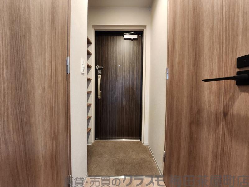 14/30 玄関