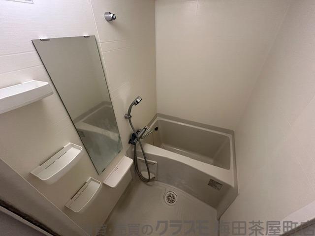 13/26 浴室