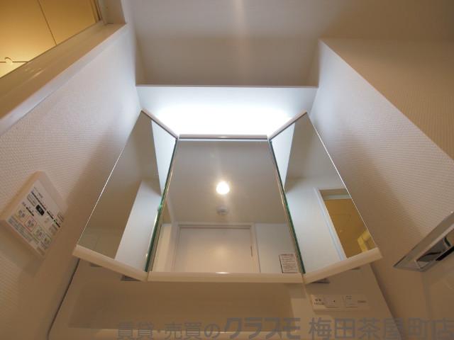 14/30 室内