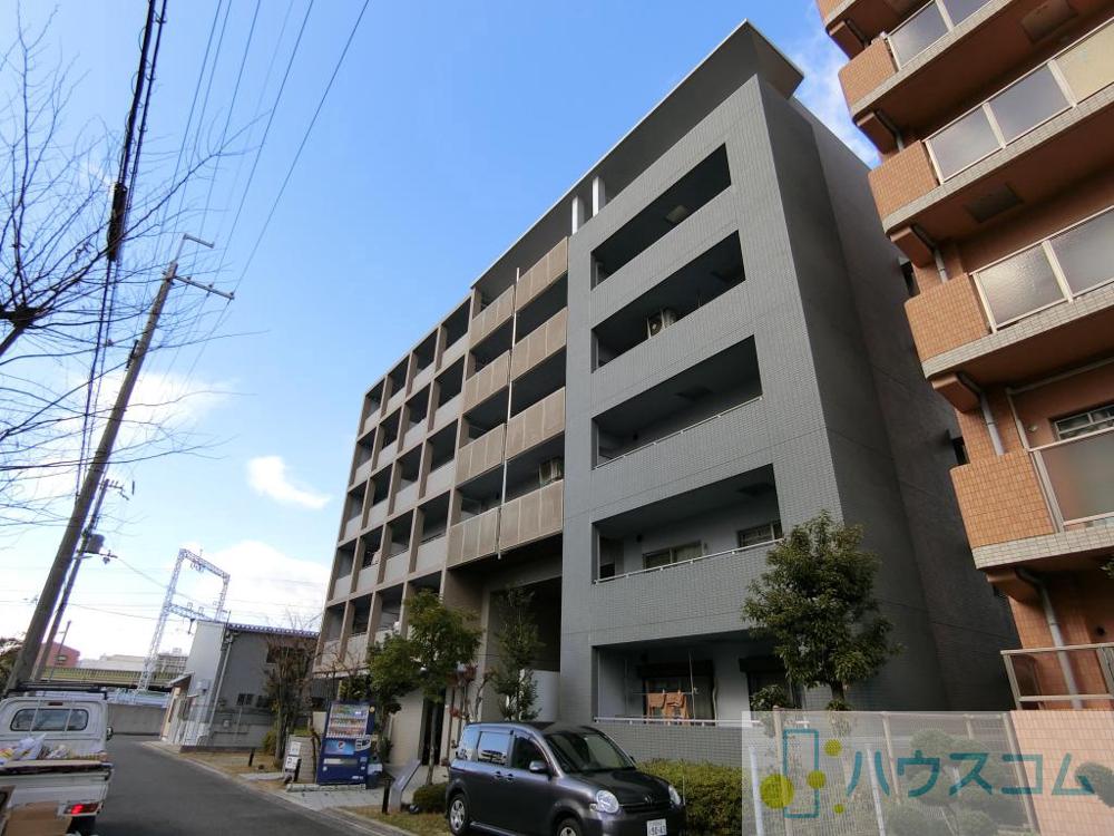 2/30 外観