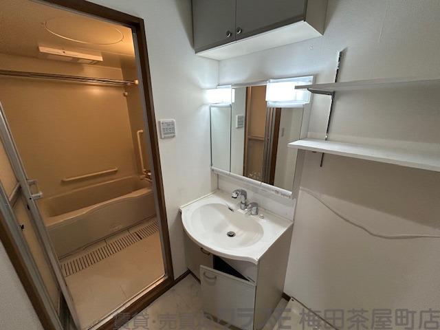 19/30 洗面