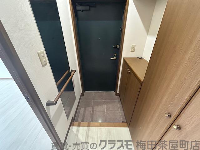 14/30 玄関