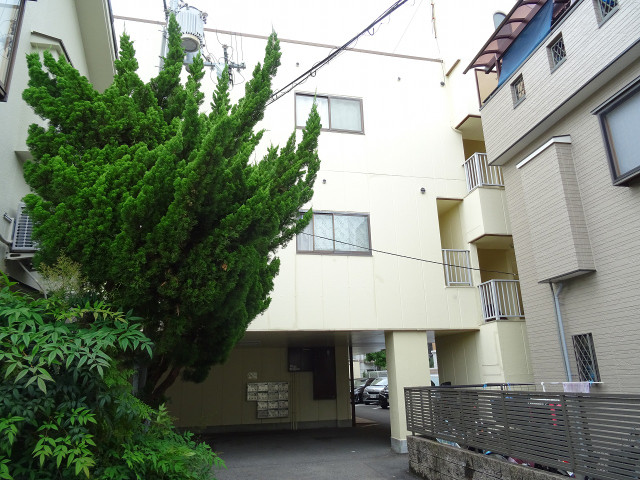 2/30 外観