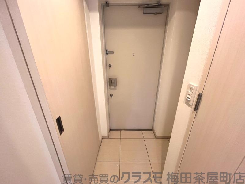 14/30 玄関