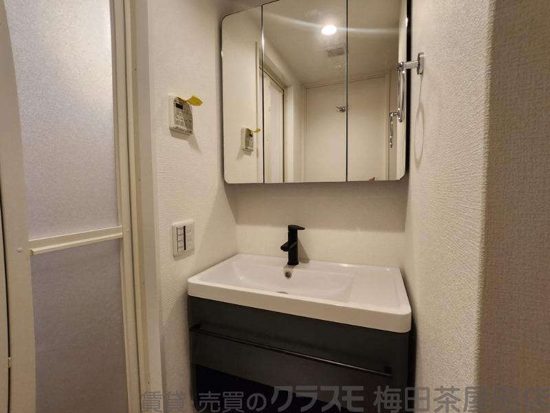 20/30 洗面