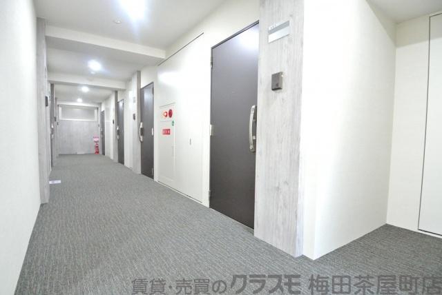 14/30 玄関