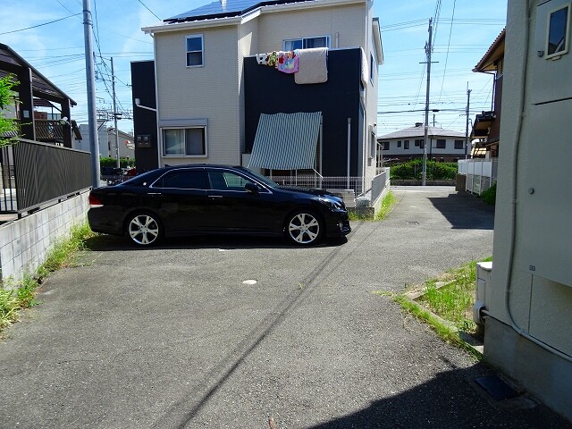 22/29 駐車場
