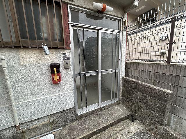 25/30 エントランス
