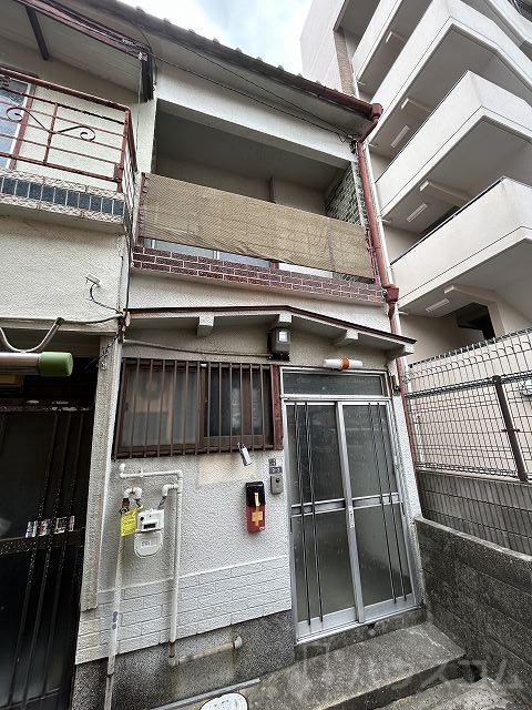 2/30 外観