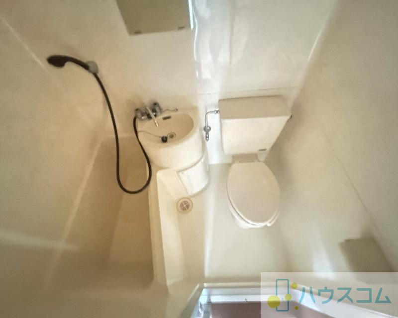 13/30 浴室
