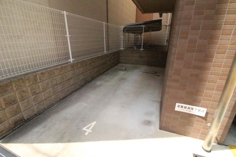 4/9 駐車場