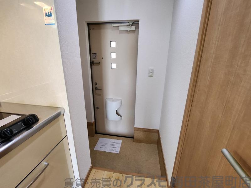 14/30 玄関