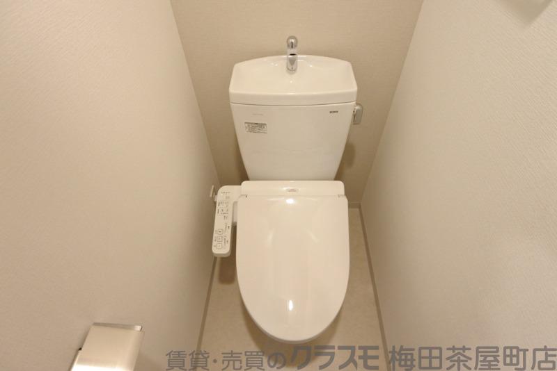 20/30 トイレ