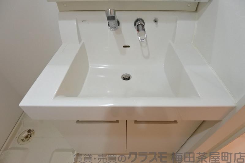 21/30 洗面
