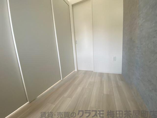 13/30 寝室