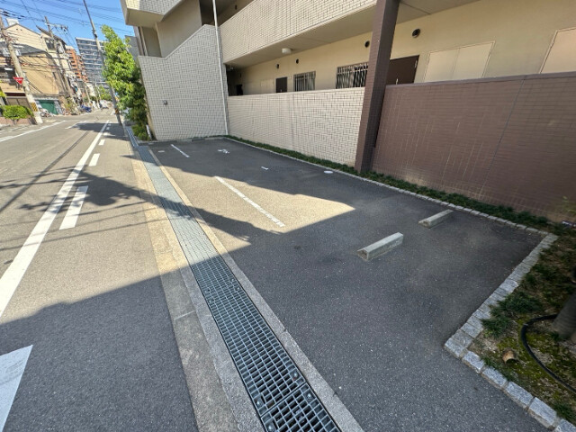 30/30 駐車場