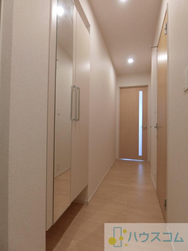 14/30 玄関