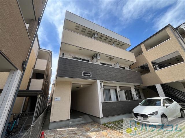 2/30 外観