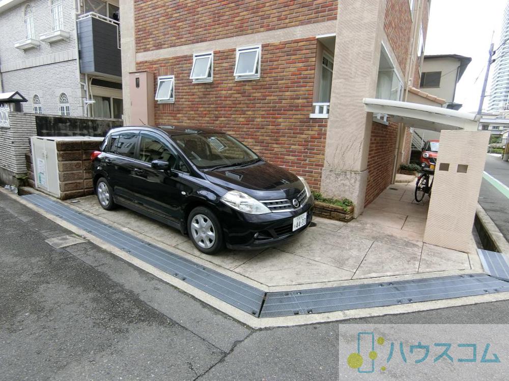 5/6 駐車場