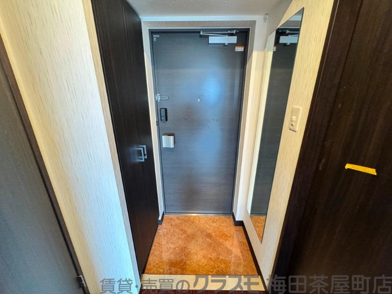 14/30 玄関