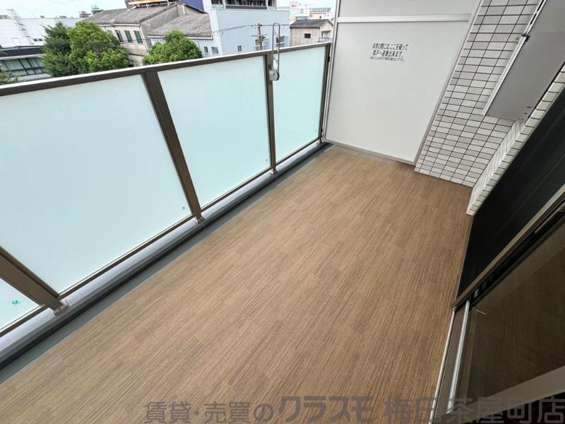 22/30 バルコニー