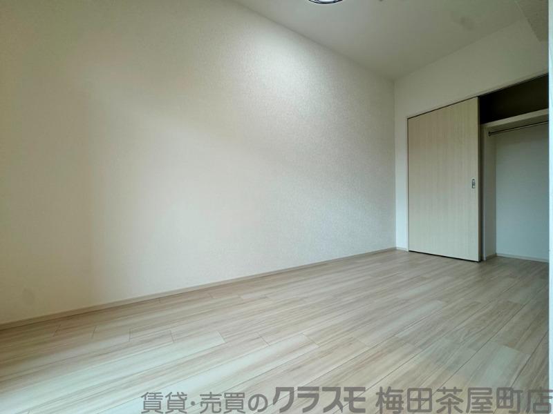 13/30 寝室
