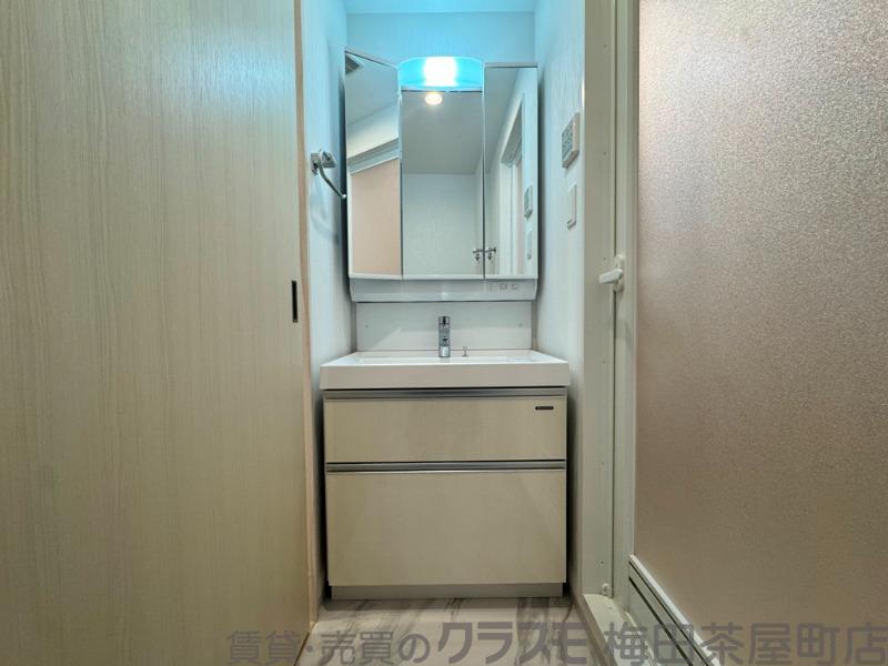 20/30 洗面
