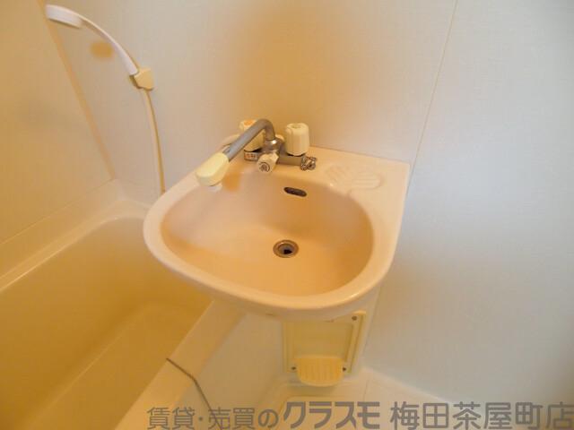 19/30 洗面