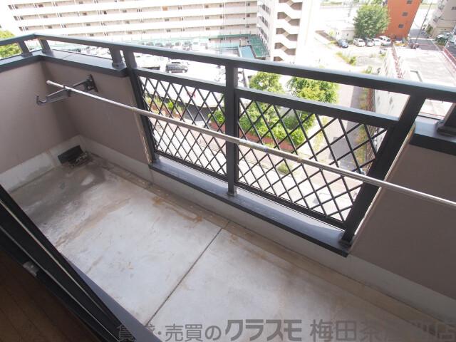 21/30 バルコニー