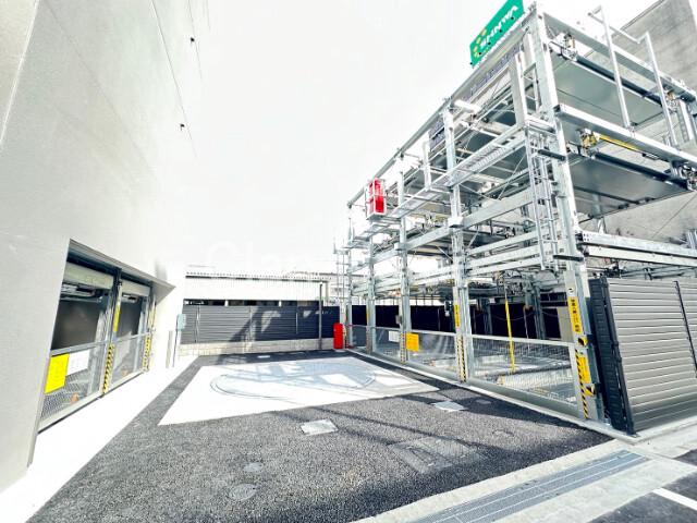 28/30 駐車場