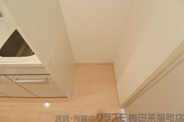 14/30 室内