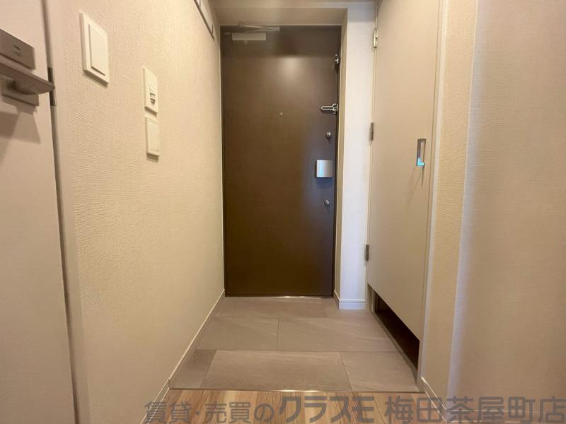 18/30 玄関