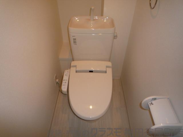 18/30 トイレ