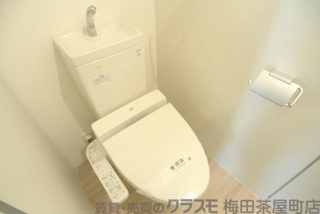 18/30 トイレ