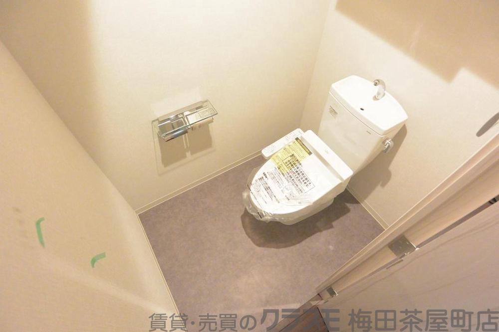 23/30 トイレ