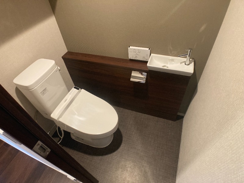 18/30 トイレ
