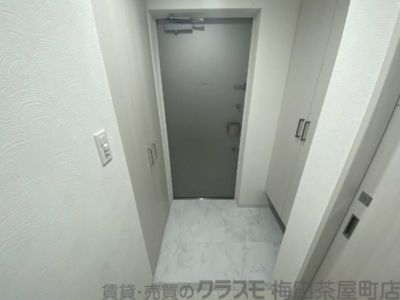 14/30 玄関