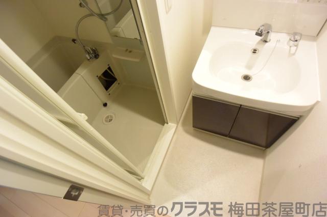 24/30 洗面