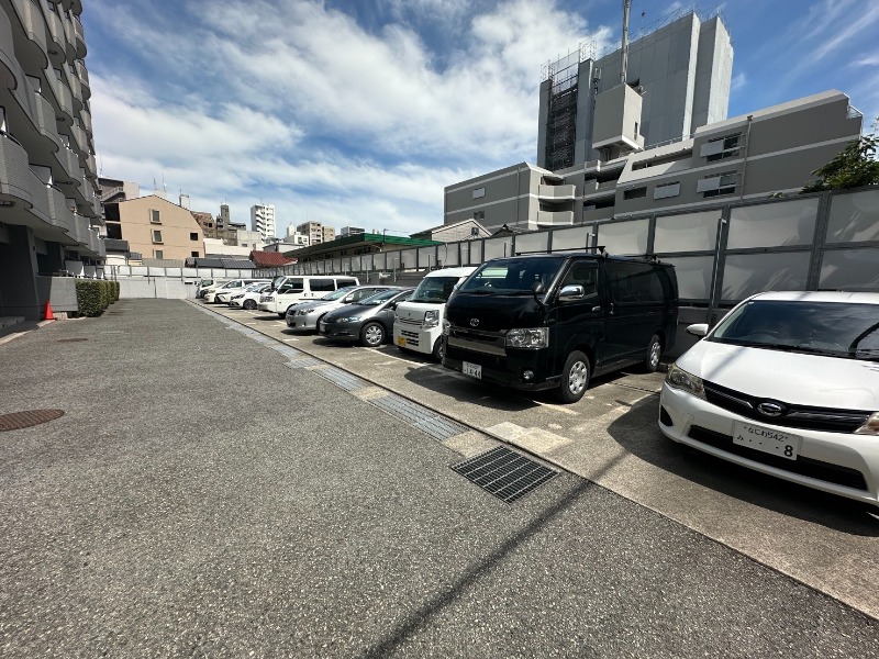 25/30 駐車場
