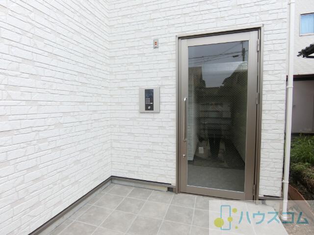 3/7 エントランス