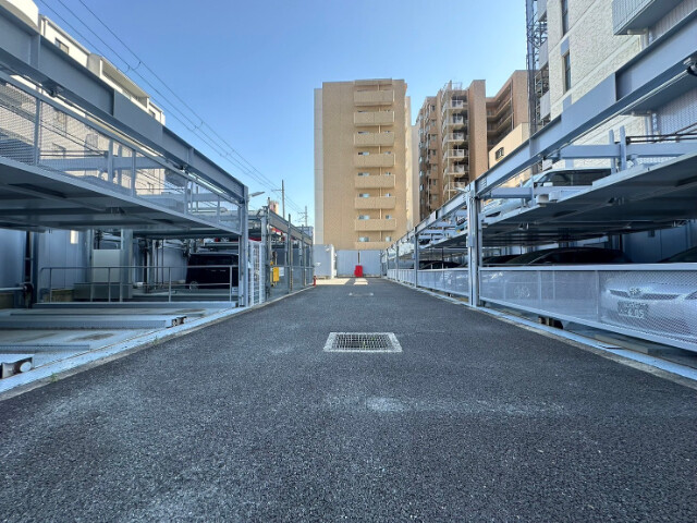 30/30 駐車場