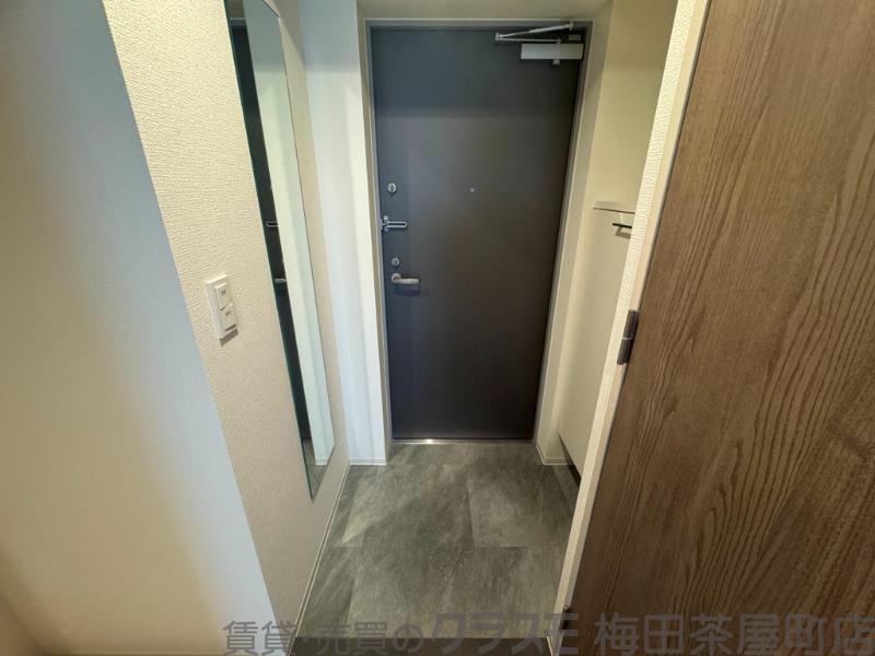 14/30 玄関