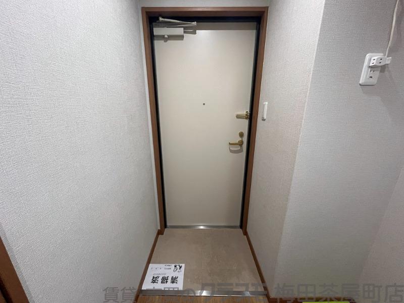 14/30 玄関
