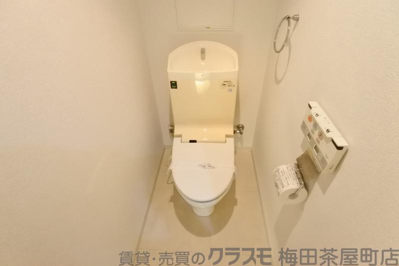 23/30 トイレ