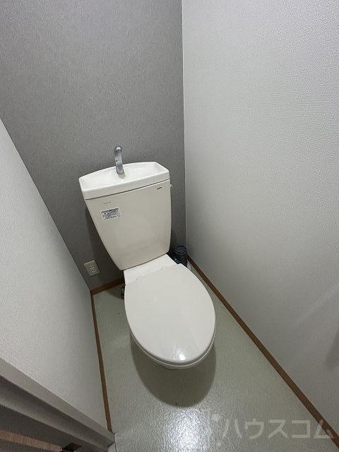13/30 トイレ