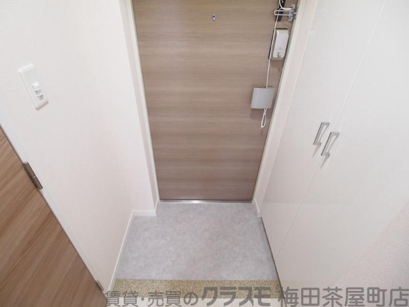 13/30 玄関