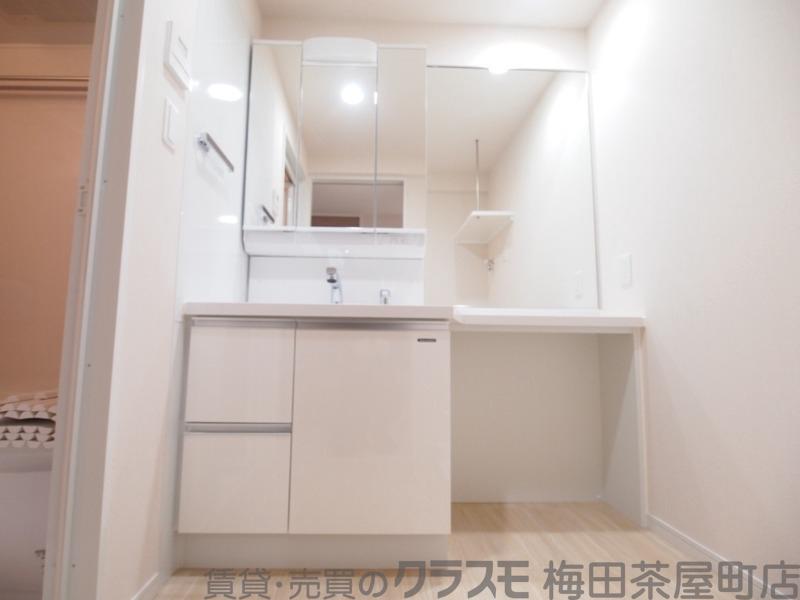 18/30 洗面