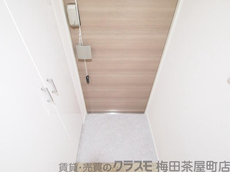 13/30 玄関