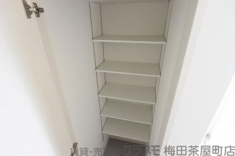 14/30 室内