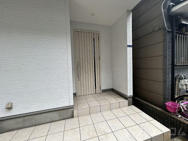 2/4 エントランス